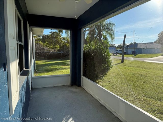 111 Bimini Street NE, Lake Placid, FL 33852