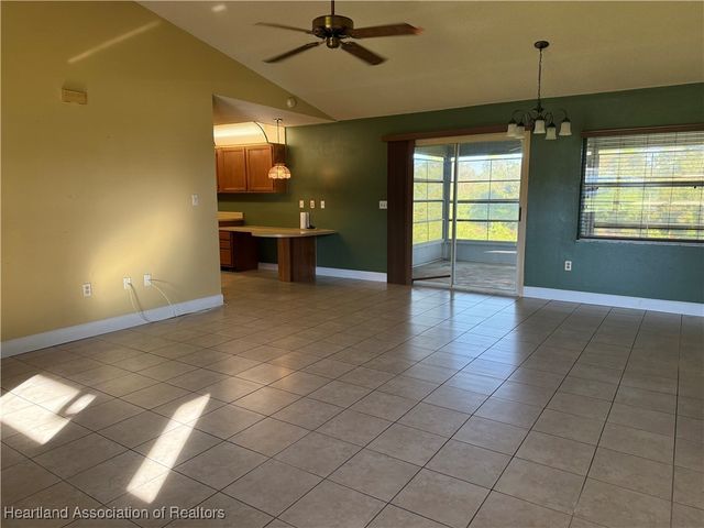 111 Bimini Street NE, Lake Placid, FL 33852
