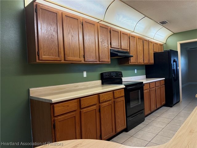 111 Bimini Street NE, Lake Placid, FL 33852