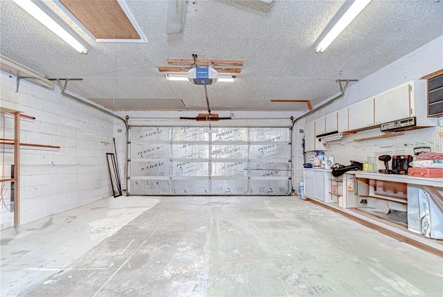 11609 PAINTED HILLS LANE, Tampa, FL 33624