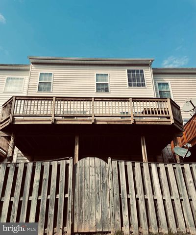 8829 BLUE ROYALE LN, Fairfax, VA 22031