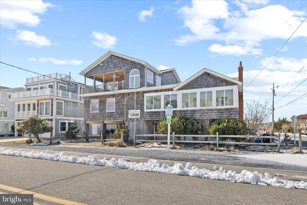 83 N ATLANTIC AVE, Bethany Beach, DE 19930