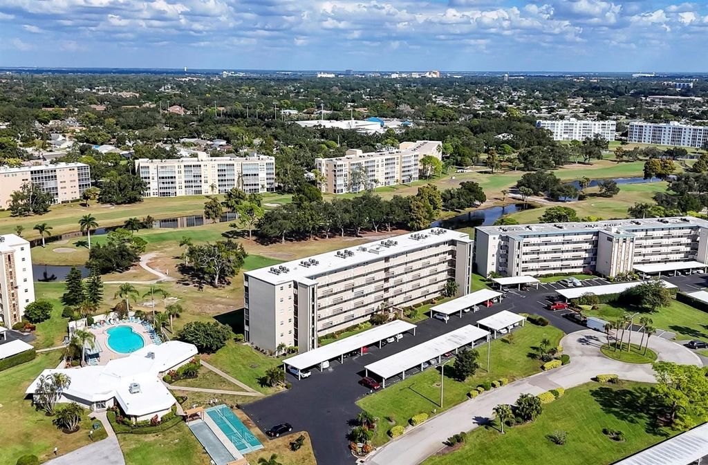 Image 2 of property listing at 3820 IRONWOOD LANE W 602-I, Bradenton, FL 34209