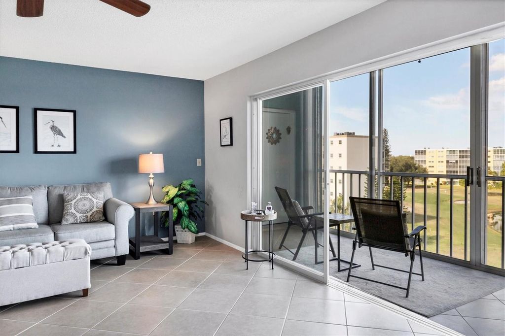 Image 17 of property listing at 3820 IRONWOOD LANE W 602-I, Bradenton, FL 34209