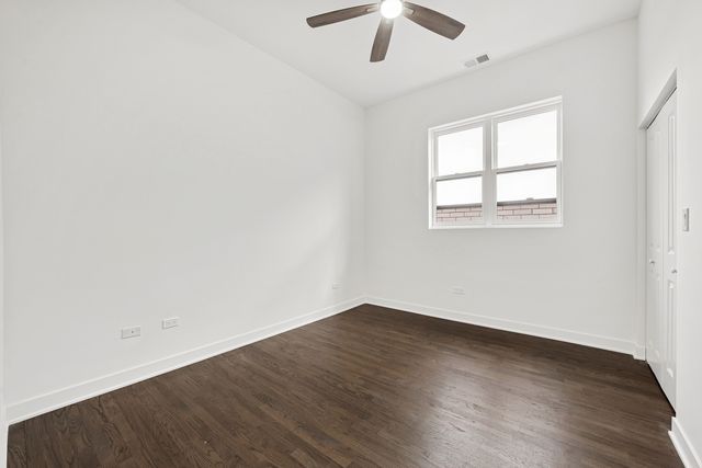 1952 W Ohio Street 2E, Chicago, IL 60622