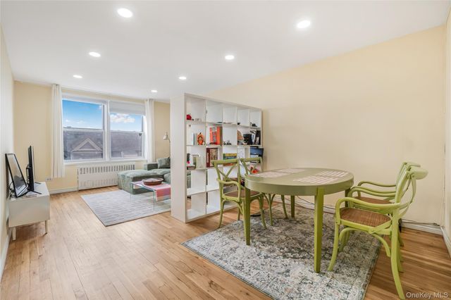 133 Beach 120th Street 3A, Rockaway Park, NY 11694