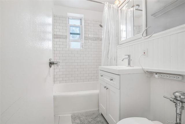 133 Beach 120th Street 3A, Rockaway Park, NY 11694