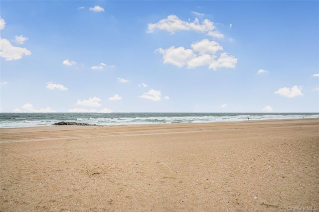 133 Beach 120th Street 3A, Rockaway Park, NY 11694