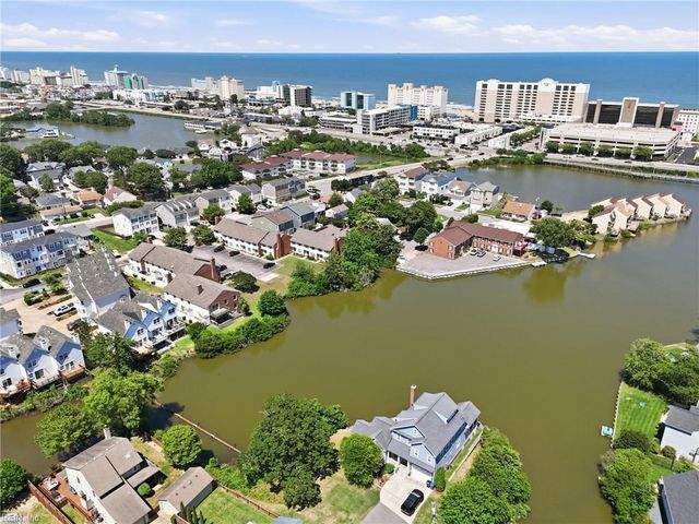 802 Baltic WALK, Virginia Beach, VA 23451