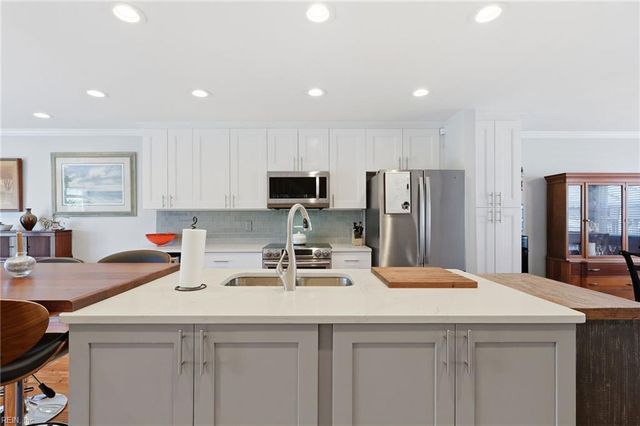 802 Baltic WALK, Virginia Beach, VA 23451