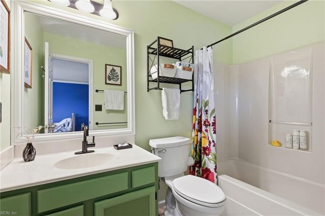 802 Baltic WALK, Virginia Beach, VA 23451