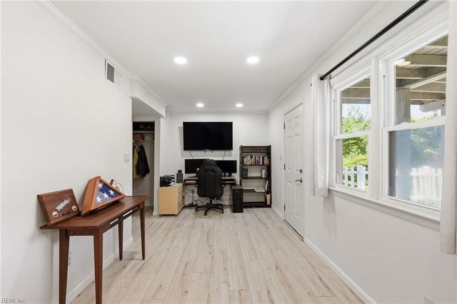 802 Baltic WALK, Virginia Beach, VA 23451