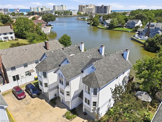 802 Baltic WALK, Virginia Beach, VA 23451