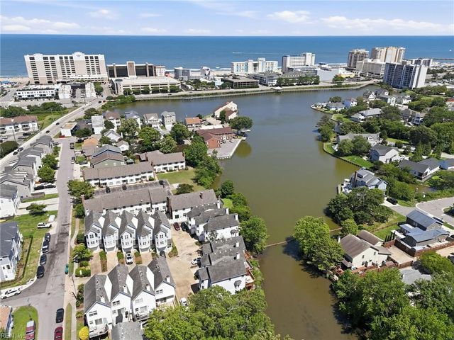 802 Baltic WALK, Virginia Beach, VA 23451