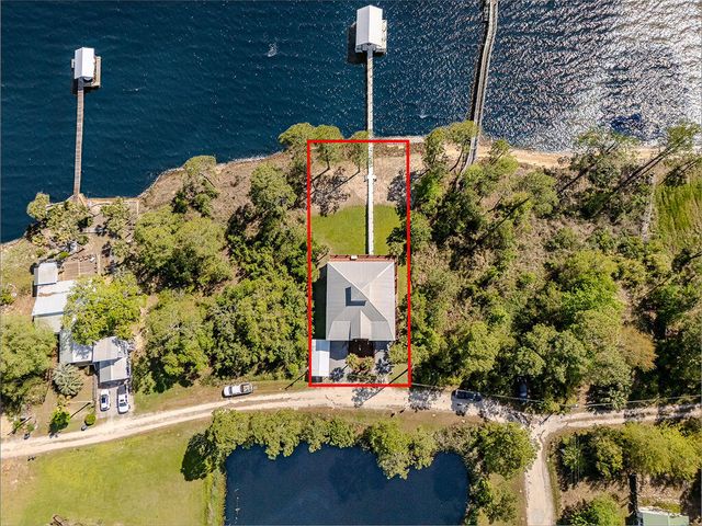 51 Alden Lane, Freeport, FL 32439