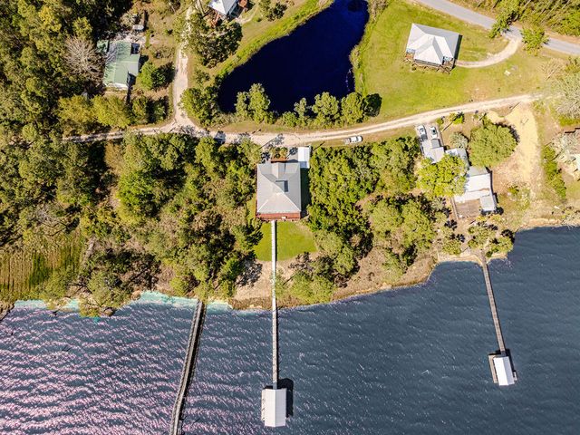 51 Alden Lane, Freeport, FL 32439