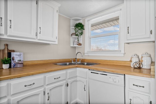 212 Jackson Road, Clarksville, TN 37042