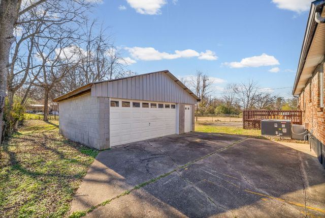 212 Jackson Road, Clarksville, TN 37042