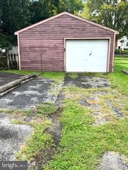 309 W HIGH ST, Womelsdorf, PA 19567