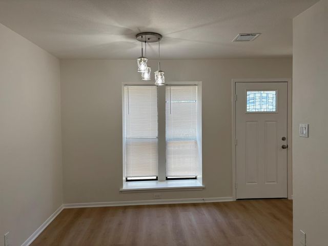 6009 Shadow Valley CV A, Austin, TX 78731