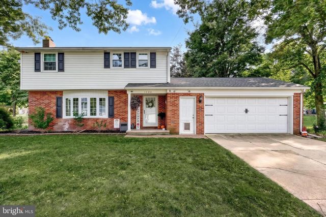 1780 N EMERALD AVE, York, PA 17408