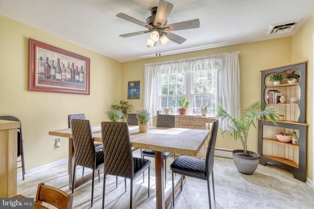 1780 N EMERALD AVE, York, PA 17408