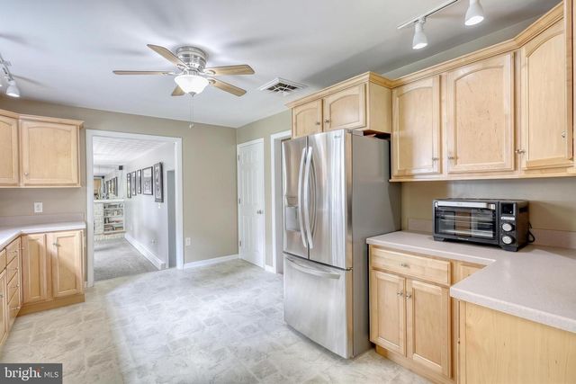1780 N EMERALD AVE, York, PA 17408