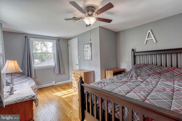 1780 N EMERALD AVE, York, PA 17408