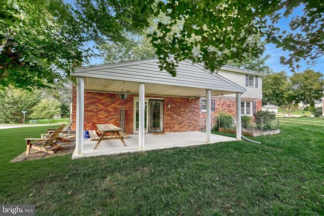 1780 N EMERALD AVE, York, PA 17408