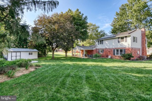 1780 N EMERALD AVE, York, PA 17408