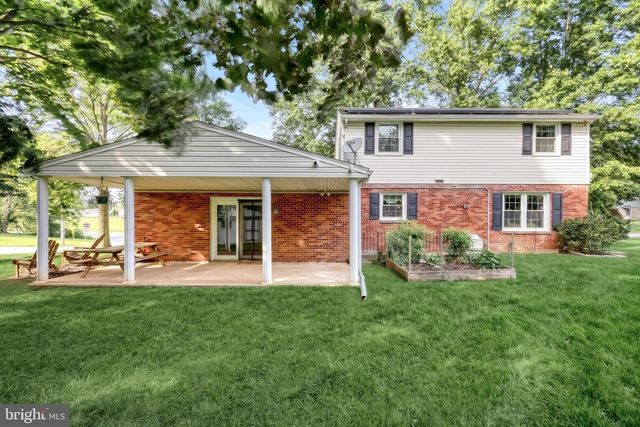 1780 N EMERALD AVE, York, PA 17408