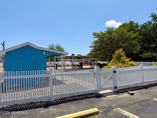 603 Quiet Way, Toms River, NJ 08755