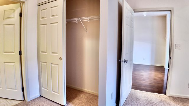 10325 Providence Drive 104, Johnston, IA 50131