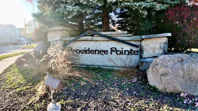 10325 Providence Drive 104, Johnston, IA 50131