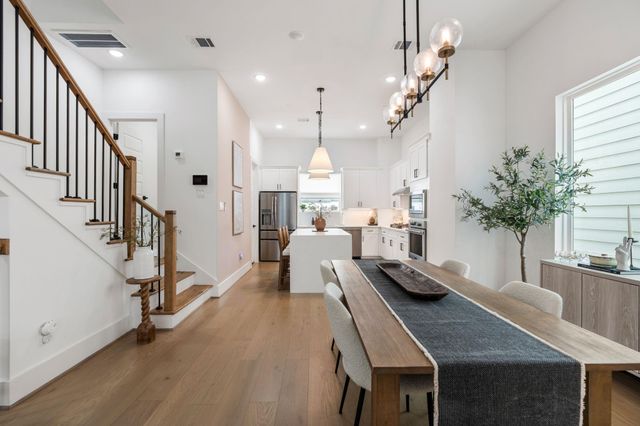 857 Fisher Street F, Houston, TX 77018