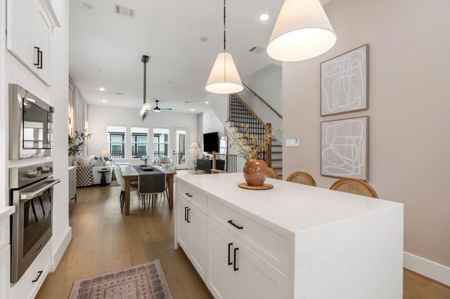 857 Fisher Street F, Houston, TX 77018