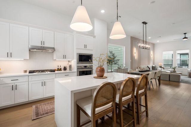 857 Fisher Street F, Houston, TX 77018