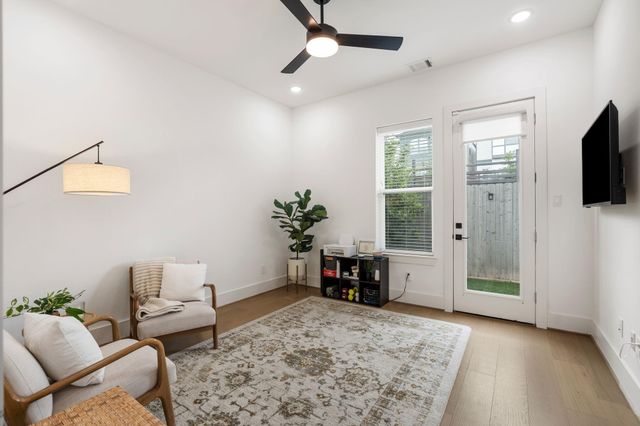 857 Fisher Street F, Houston, TX 77018
