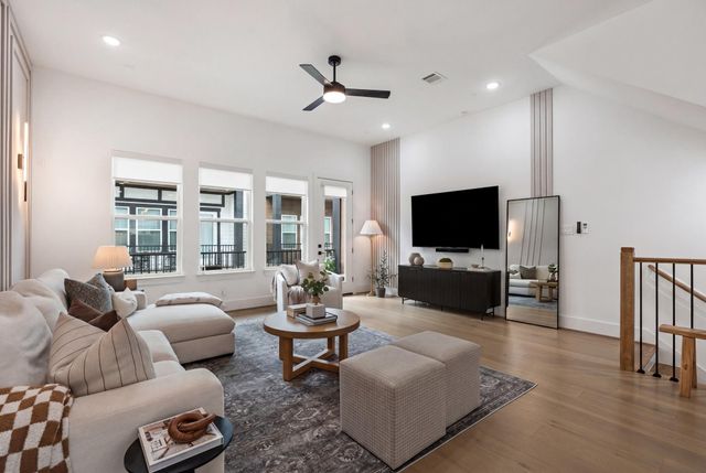 857 Fisher Street F, Houston, TX 77018