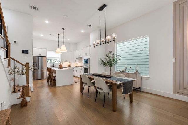 857 Fisher Street F, Houston, TX 77018