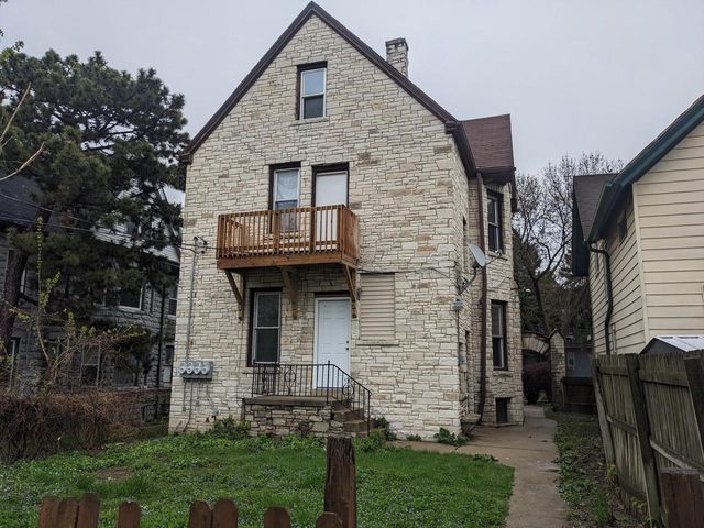743 S 24th STREET, Milwaukee, WI 53204
