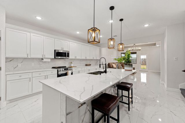 553 Road 5822, Cleveland, TX 77327