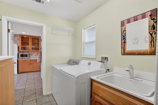 2410 Grapevine Gulch Rd, Ione, CA 95640