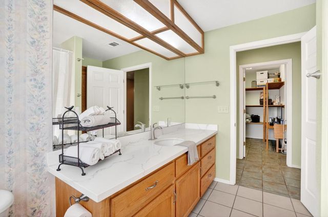 2410 Grapevine Gulch Rd, Ione, CA 95640