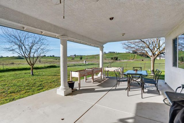 2410 Grapevine Gulch Rd, Ione, CA 95640