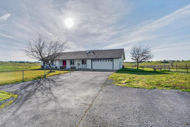 2410 Grapevine Gulch Rd, Ione, CA 95640