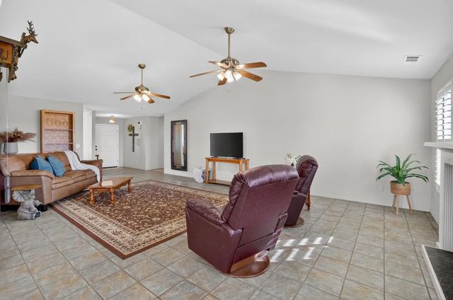 2410 Grapevine Gulch Rd, Ione, CA 95640