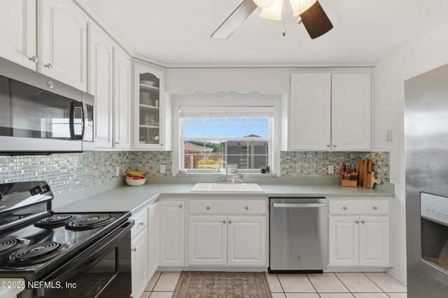 276 BAISDEN Road, Jacksonville, FL 32218