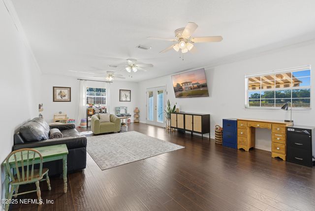 276 BAISDEN Road, Jacksonville, FL 32218
