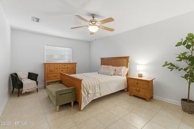 276 BAISDEN Road, Jacksonville, FL 32218